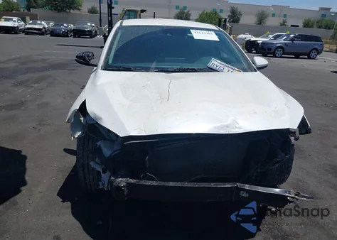 2021 Kia Forte Lxs z USA, uszkodzony, nr VIN 3KPF24AD8ME403914